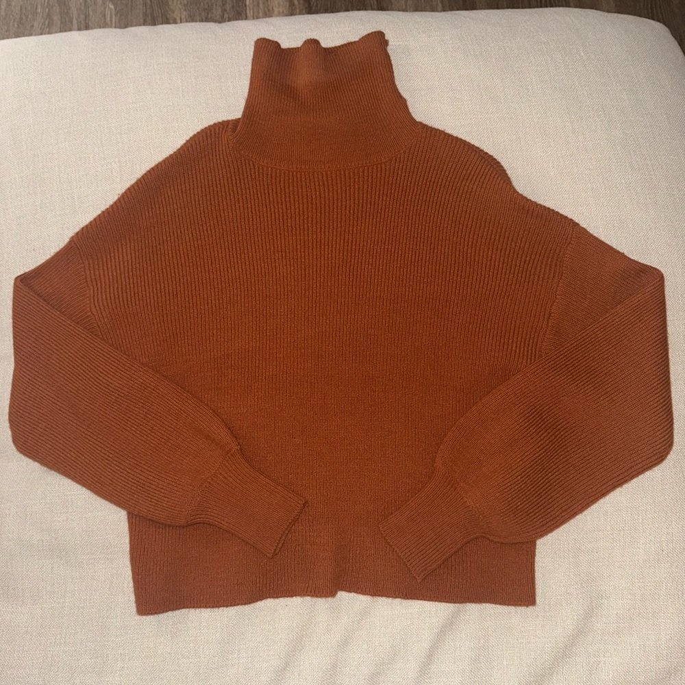 Boxy turtle neck sweater